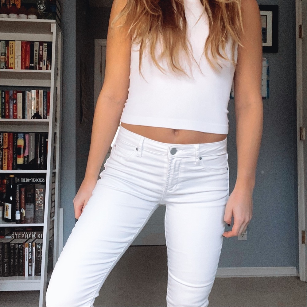 White Skinny Jeans Cuttoff Ankle Length